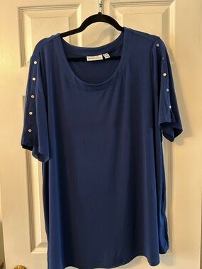 Susan Graver Blue Short-Sleeve Scoop Neck Top with Metal Studs